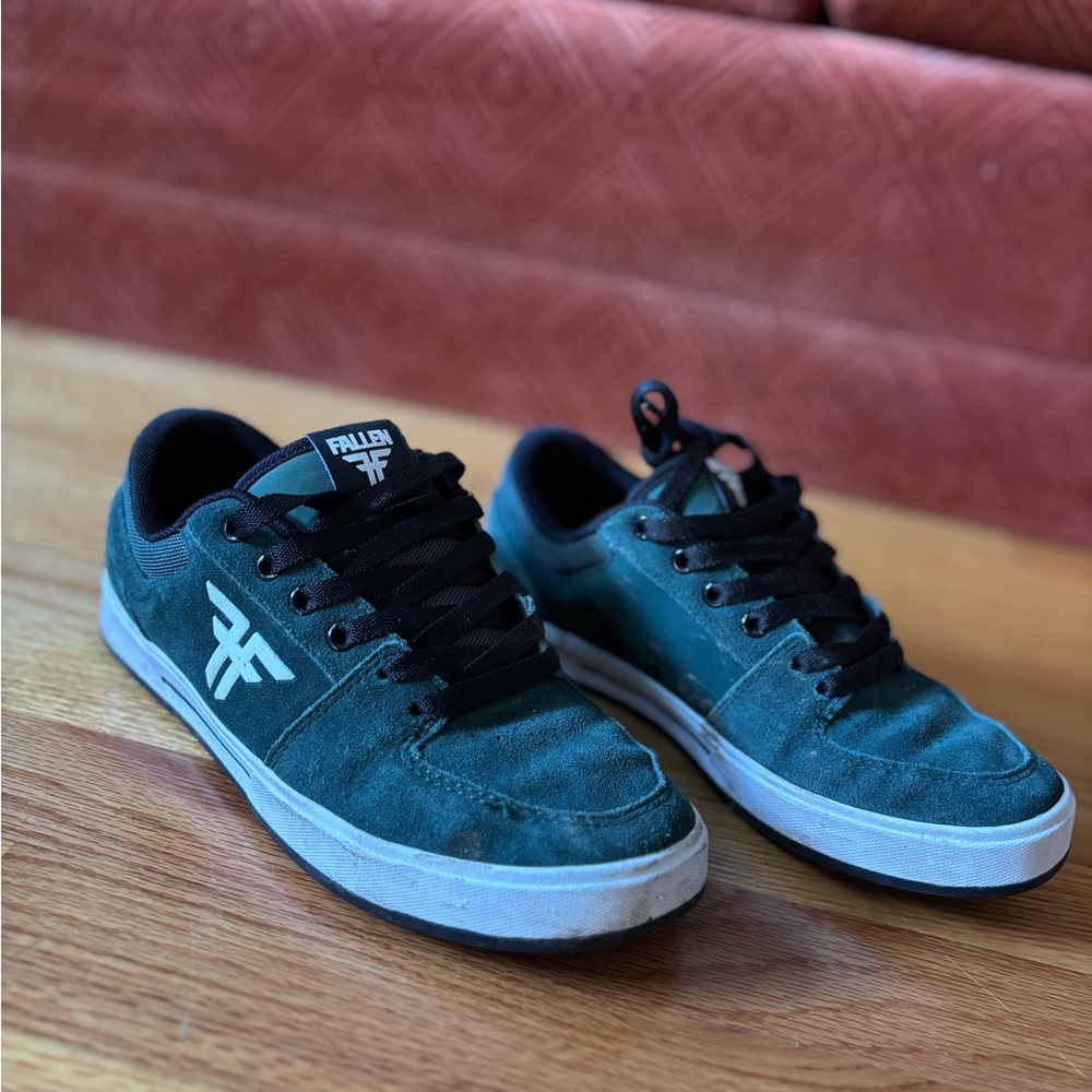 Fallen Women's Black and Green Sneakers